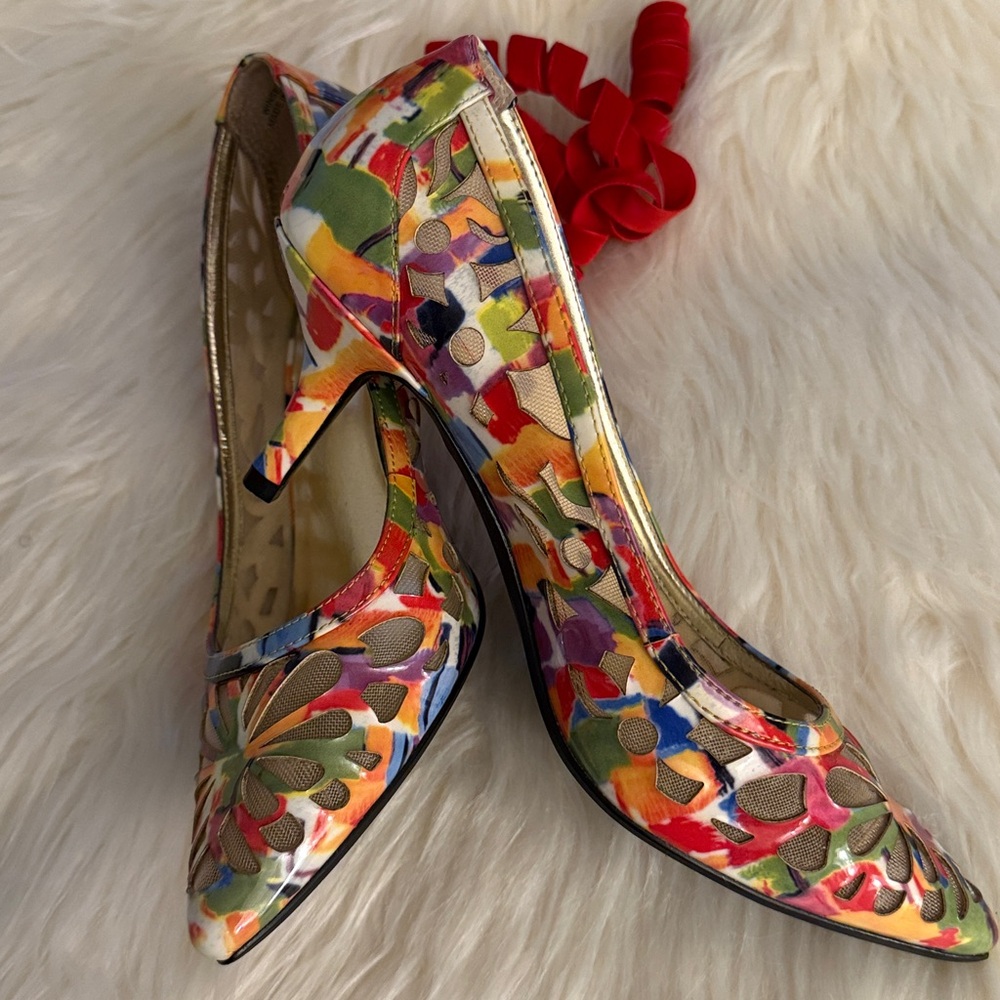 J. Renee Winsett Rainbow Abstract floral Kitten Heels🔥 - Picture 4 of 11